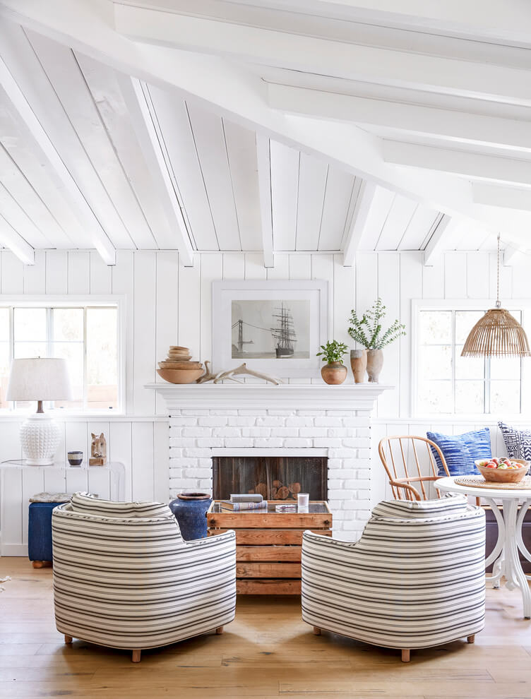 White Beach Style Living Room