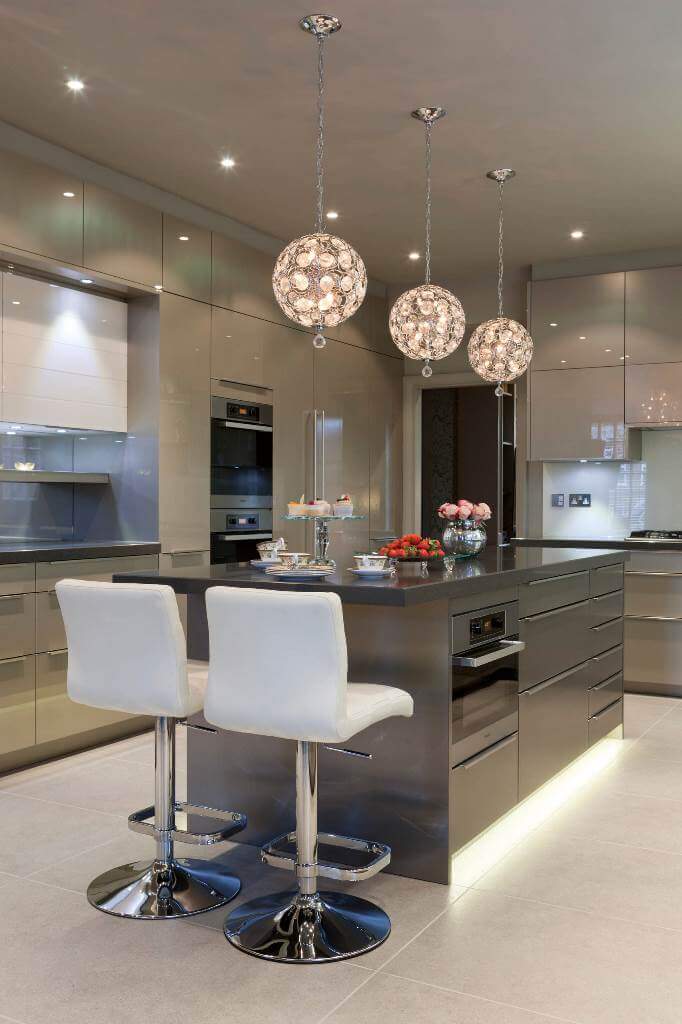 Steel Finish In Contemporary Kitchen